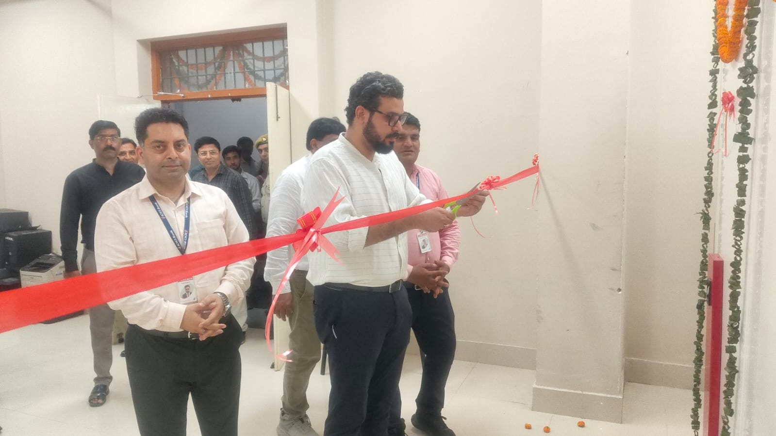 नगर निगम मथुरा-वृंदावन में आधुनिक फाइल स्टोरेज (कंपैक्टर) सिस्टम का शुभारंभ, 6600 फाइलों के सुरक्षित एवं सुव्यवस्थित संरक्षण की होगी व्यवस्था